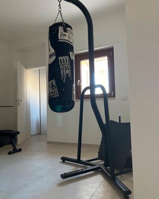 Supporto per sacco boxe