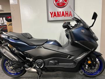 Yamaha TMAX 560