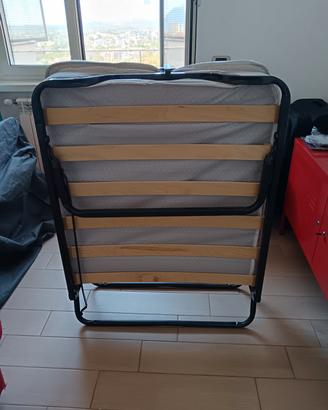 Letto singolo pieghevole con materasso 