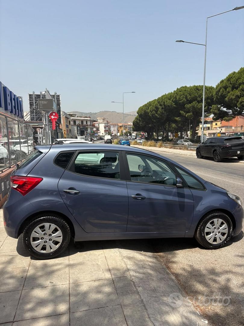Hyundai Ix20 2013 photo 3