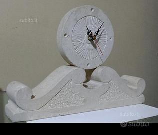 Orologi in pietra leccese artigianali