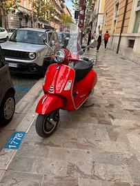 Vespa gts 300 hpe
