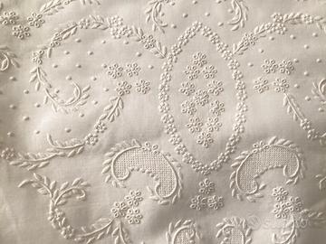 Lenzuolo puro lino ricamato a mano nuovo anni '70