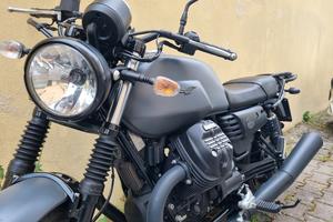 Guzzi V7 III STONE