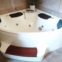 vasca idromassaggio angolare doppia