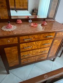 Per Camera da letto. Como'; comodini ; sedie