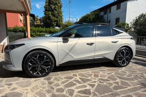 DS4 là premier e-tense ibrida plug in 225cv