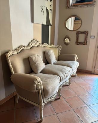 Divano stile provenzale