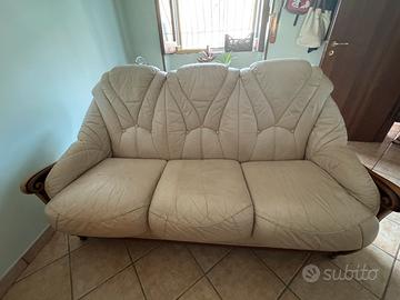 Divano a 3 posti, e poltrona singola