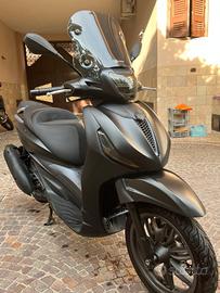 Beverly 300 i.e.