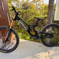 Santa cruz v10 tg. M