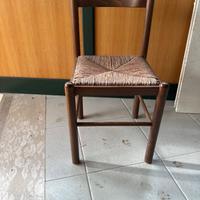 Sedie legno e paglia