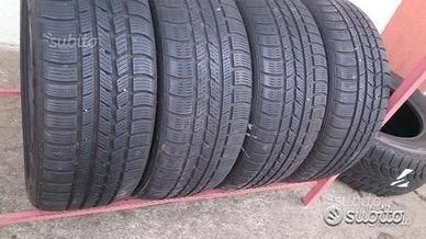 Gomme 225 50 17 nexen usate