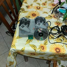 Playstation 1 con 2 joystick