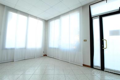 UFFICIO A MONTECCHIO PRECALCINO