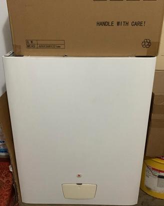 caldaia murale a gas a condensazione ISOTWIN F30E