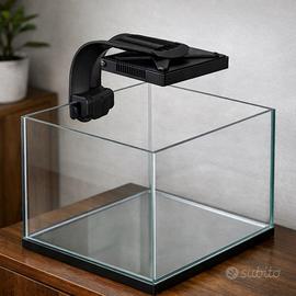 Staffa per lampada acquario Radion xr15 nuova!