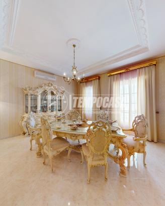 Appartamento di 4 vani e accessori con studio e po