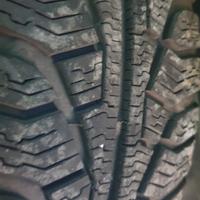 gomme Uniroial  195/65/16 termiche