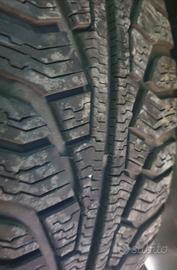 gomme Uniroial  195/65/16 termiche