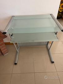 Scrivania in vetro e telaio in ferro L78xP60xH76