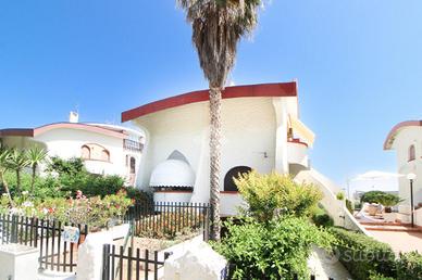 PORZIONE DI BIFAMILIARE A FRANCAVILLA AL MARE