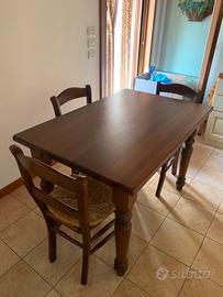 Tavolo legno massiccio come nuovo