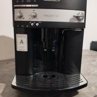 De Longhi Magnifica Macchina del Caffè 