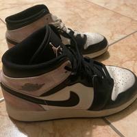 Air jordan rosa e nere