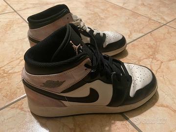 Air jordan rosa e nere