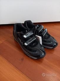 Scarpe Swissies mis 34 Nuove