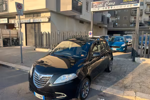 Lancia Ypsilon 1.3 MJT 16V 95 CV 5 porte S&S Elle