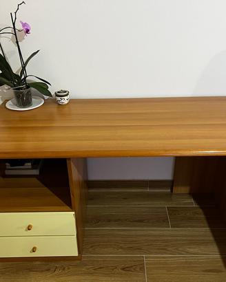 Scrivania in Legno