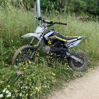 Pit bike