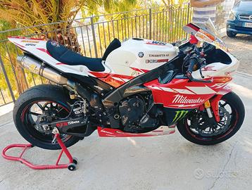 Yamaha R1 big ben pista