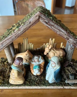 Presepe in ceramica e vero legno