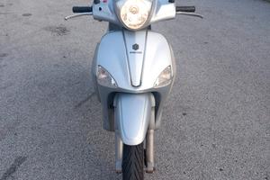 piaggio liberty 200