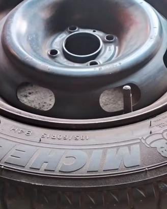 Cerchioni ferro 15" (4 fori)