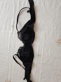 Reggiseno nero pizzo e tulle