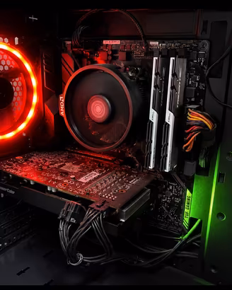 PC Gaming Ryzen 5 5600 + RX 6600 XT 16GB