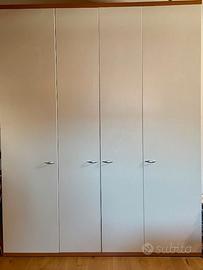 Armadio 4 ante color crema e ciliegio