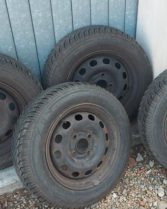 gomme complete invernali 175/65 r 14 Bridgestone 