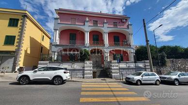 Appartamento di 85 m² con 3 locali a Pozzuoli