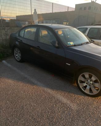 BMW 320i anno 2006