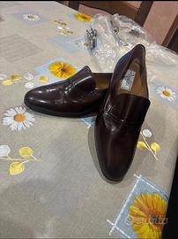 Mocassino in pelle con tacco in cuoio