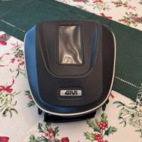 Borsa Givi Tanklock più presa di ricarica