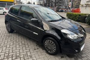 Clio 1.2 benzina anno 2009