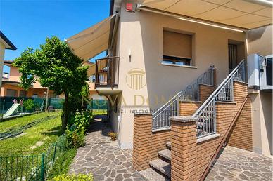 Casa singola con giardino ristrutturata parzialmen