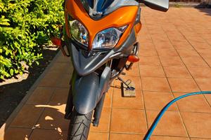 Suzuki V-Strom