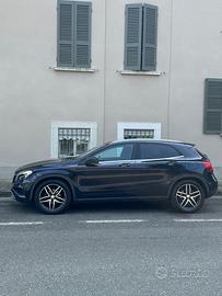 Mercedes GLA 200 d Premium